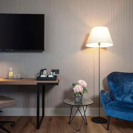 Otel Nh Kurfuerstendamm