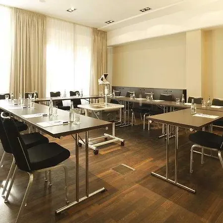 Nh Kurfuerstendamm 4* Берлин