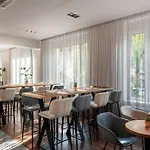 Hotel Nh Kurfuerstendamm 4*