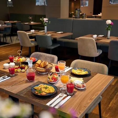 Nh Kurfuerstendamm 4* Berlino