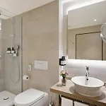 호텔 Nh 쿠르퓌르스텐담 4*
