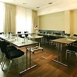 Nh 쿠르퓌르스텐담 4* 베를린