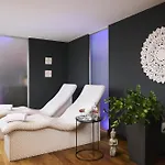 호텔 Nh 쿠르퓌르스텐담 4*